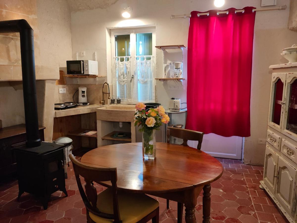 Aux Trois Tilleuls Bed and Breakfast Loches Εξωτερικό φωτογραφία