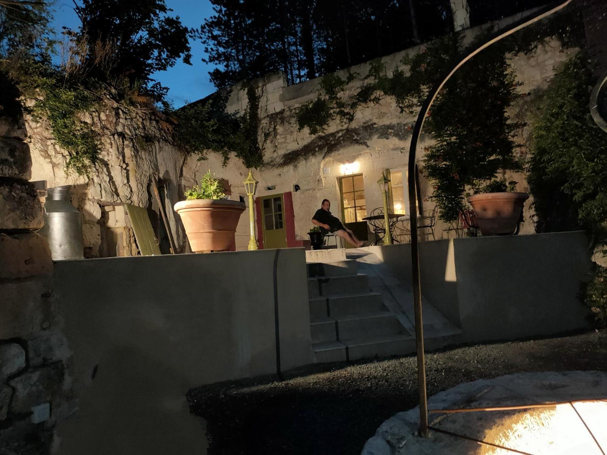 Aux Trois Tilleuls Bed and Breakfast Loches Εξωτερικό φωτογραφία